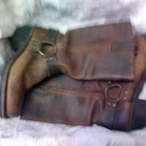 Frye brown size 7